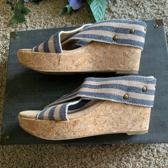 Womens sz 8 Cork Wedge Sandals 4" to 1" Heel Drop Stretchy Jute Cross Straps - Picture 1 of 7